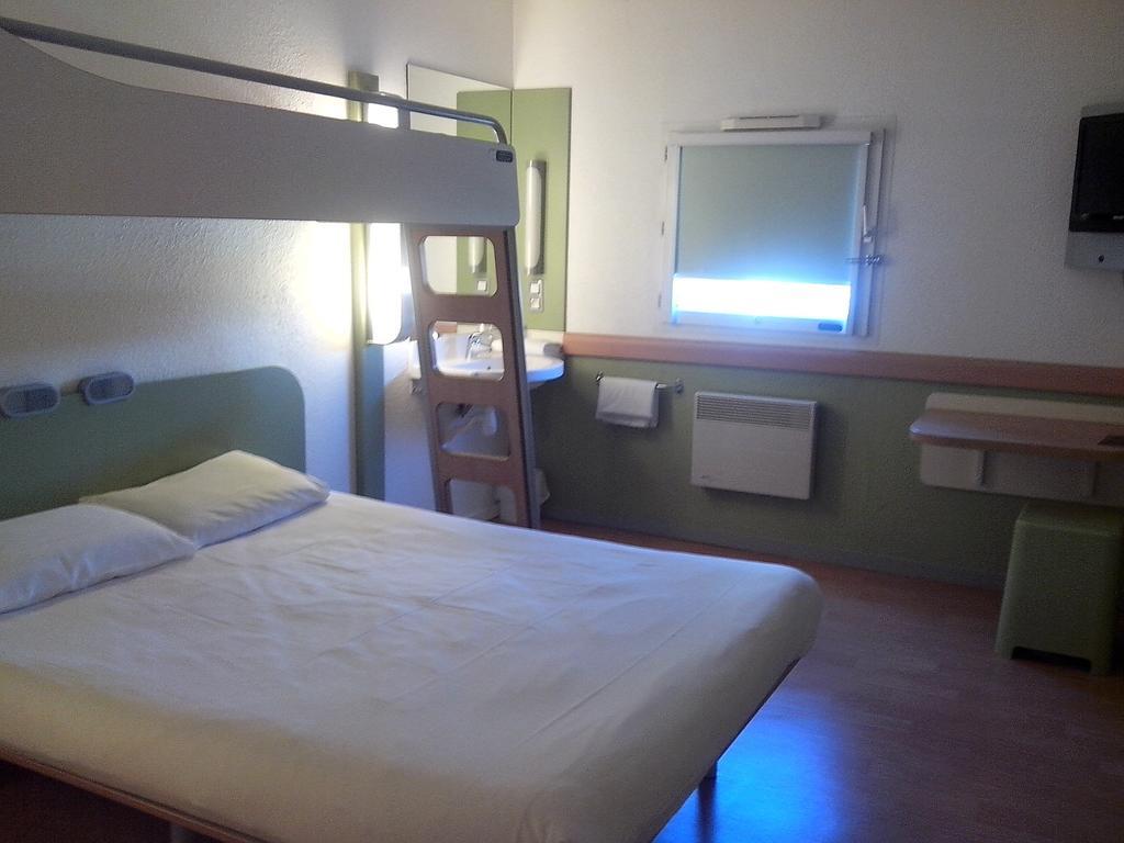 Ibis Budget Poitiers Sud Oda fotoğraf